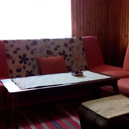 Nuki Apartman Old Town *