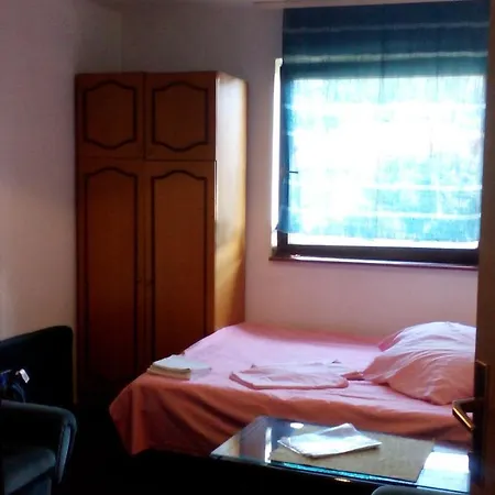 Casa de hóspedes Nuki Apartman Old Town